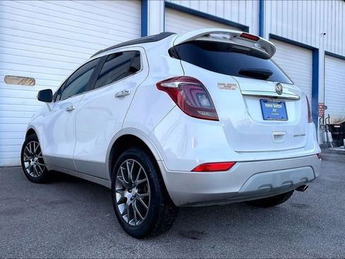 Used 2019 Buick Encore Sport Touring image 3