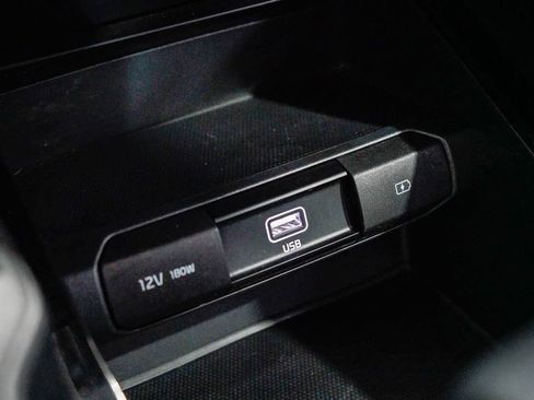 Used 2021 Kia Telluride LX image 21