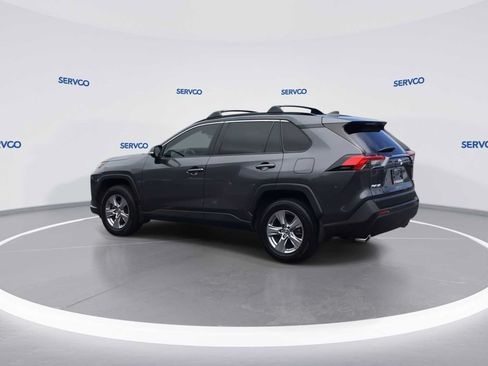 Used 2022 Toyota RAV4 XLE FWD image 6