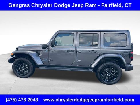 Certified 2025 Jeep Wrangler Unlimited Sahara AWD/4WD image 4