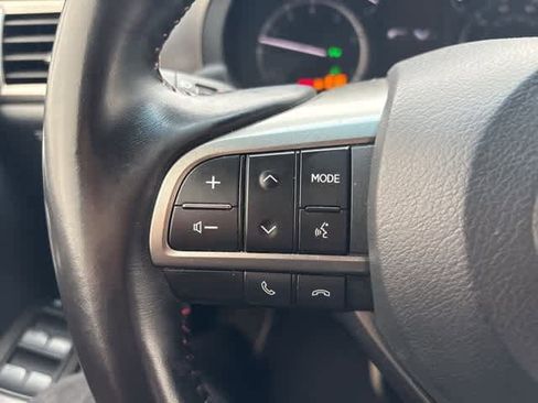 Used 2022 Lexus GX 460 Premium w/ Accessory Package image 12