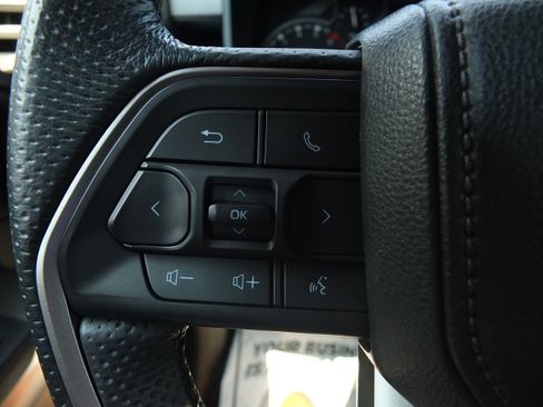 Used 2025 Toyota Tundra SR5 w/ TRD Off-Road Package AWD/4WD image 19