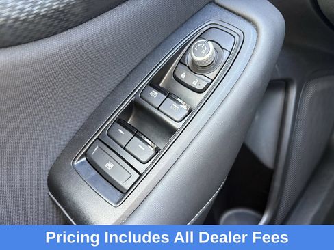 Used 2025 Subaru Outback Premium AWD/4WD image 19