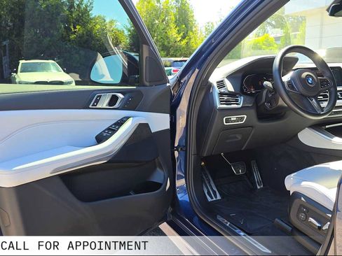 Used 2023 BMW X5 xDrive40i w/ M Sport Package AWD/4WD image 19