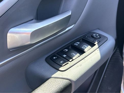 Used 2022 RAM 1500 Big Horn AWD/4WD image 22