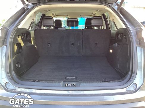 Used 2022 Ford Edge Titanium AWD/4WD image 11