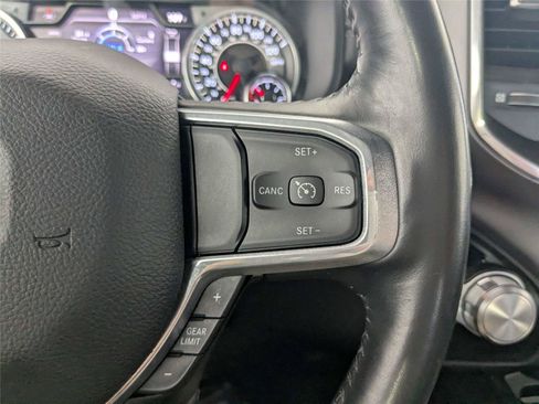 Used 2022 RAM 1500 Laramie AWD/4WD image 16