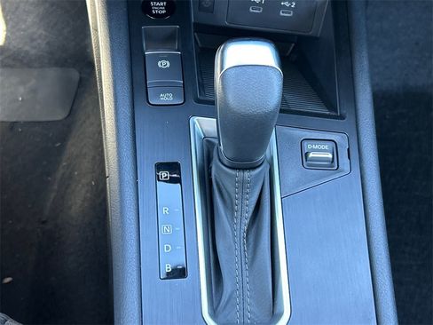 Used 2026 Nissan Kicks SV w/ Charging Package image 16