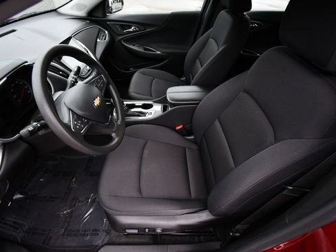 Used 2025 Chevrolet Malibu LT FWD image 15