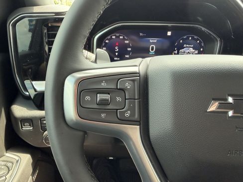 Used 2026 Chevrolet Silverado 1500 RST AWD/4WD image 17