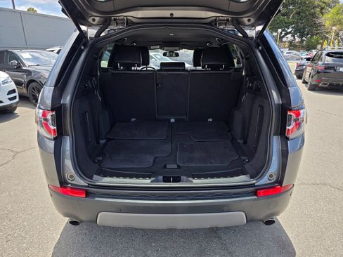 Used 2019 Land Rover Discovery Sport SE AWD/4WD image 12