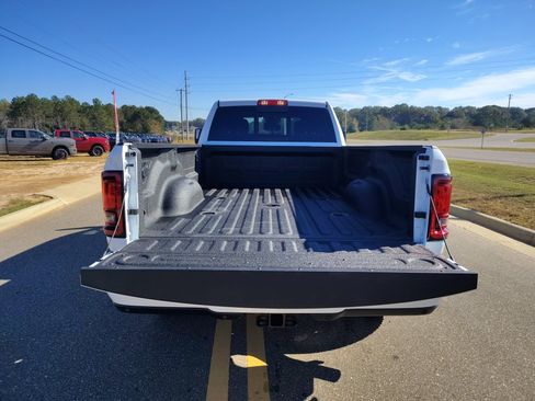 New 2026 RAM 2500 Tradesman image 32