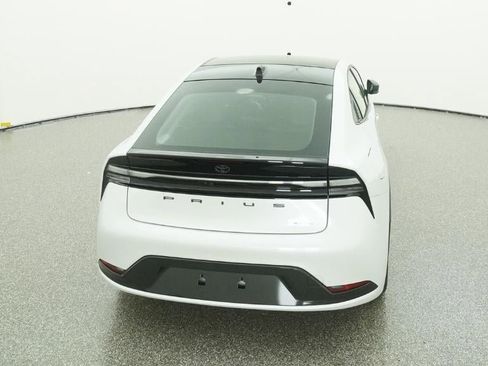 New 2026 Toyota Prius Plug-In Hybrid image 7