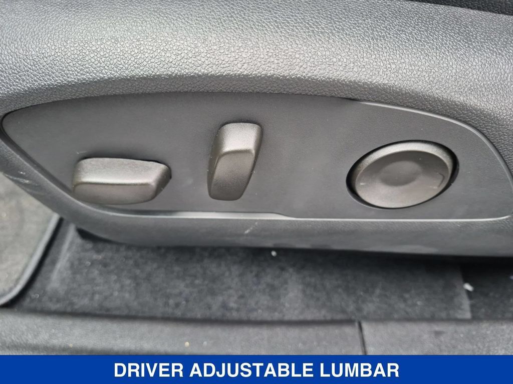 New 2026 Chevrolet Equinox EV LT AWD/4WD image 14