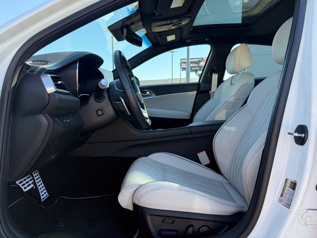 Used 2026 Genesis G70 3.3T Sport Prestige RWD image 11