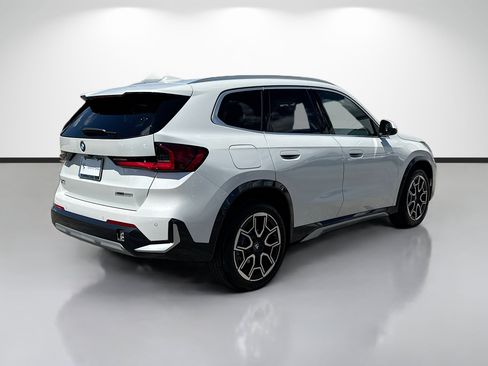 New 2026 BMW X1 xDrive28i w/ Convenience Package AWD/4WD image 3
