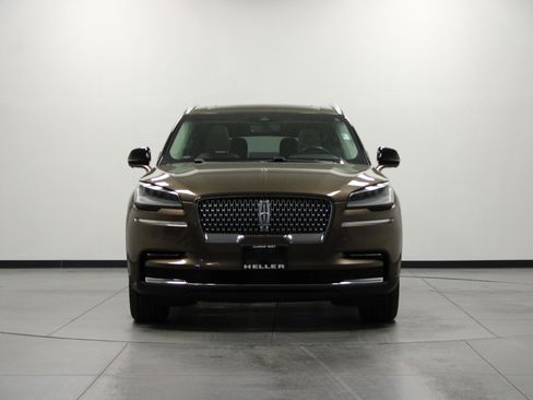 Used 2022 Lincoln Aviator Reserve w/ Elements Package Plus image 9