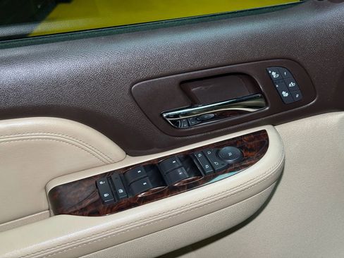 Used 2007 GMC Yukon Denali image 33