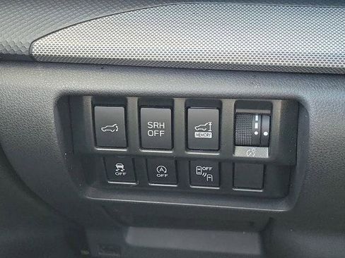 Used 2021 Subaru Forester Limited AWD/4WD image 26