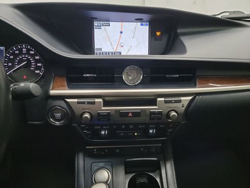 Used 2016 Lexus ES 350 image 21