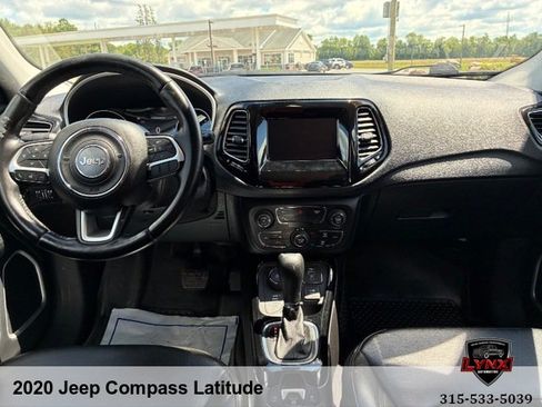 Used 2020 Jeep Compass Latitude AWD/4WD image 16