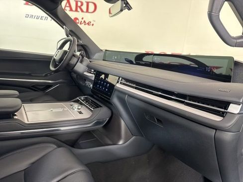 New 2025 Lincoln Navigator L Reserve w/ Jet Appearance Package image 21