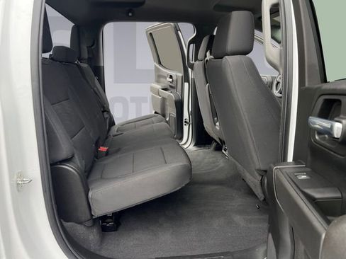 Used 2022 Chevrolet Silverado 1500 Custom image 18