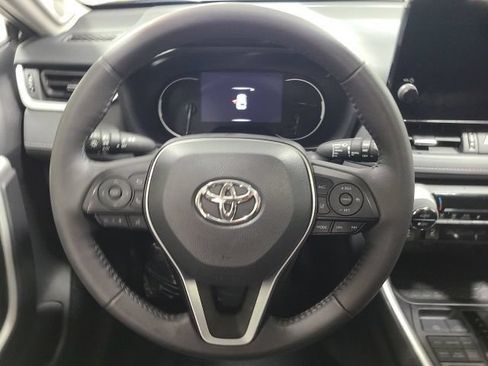 Certified 2023 Toyota RAV4 XLE Premium AWD/4WD image 28