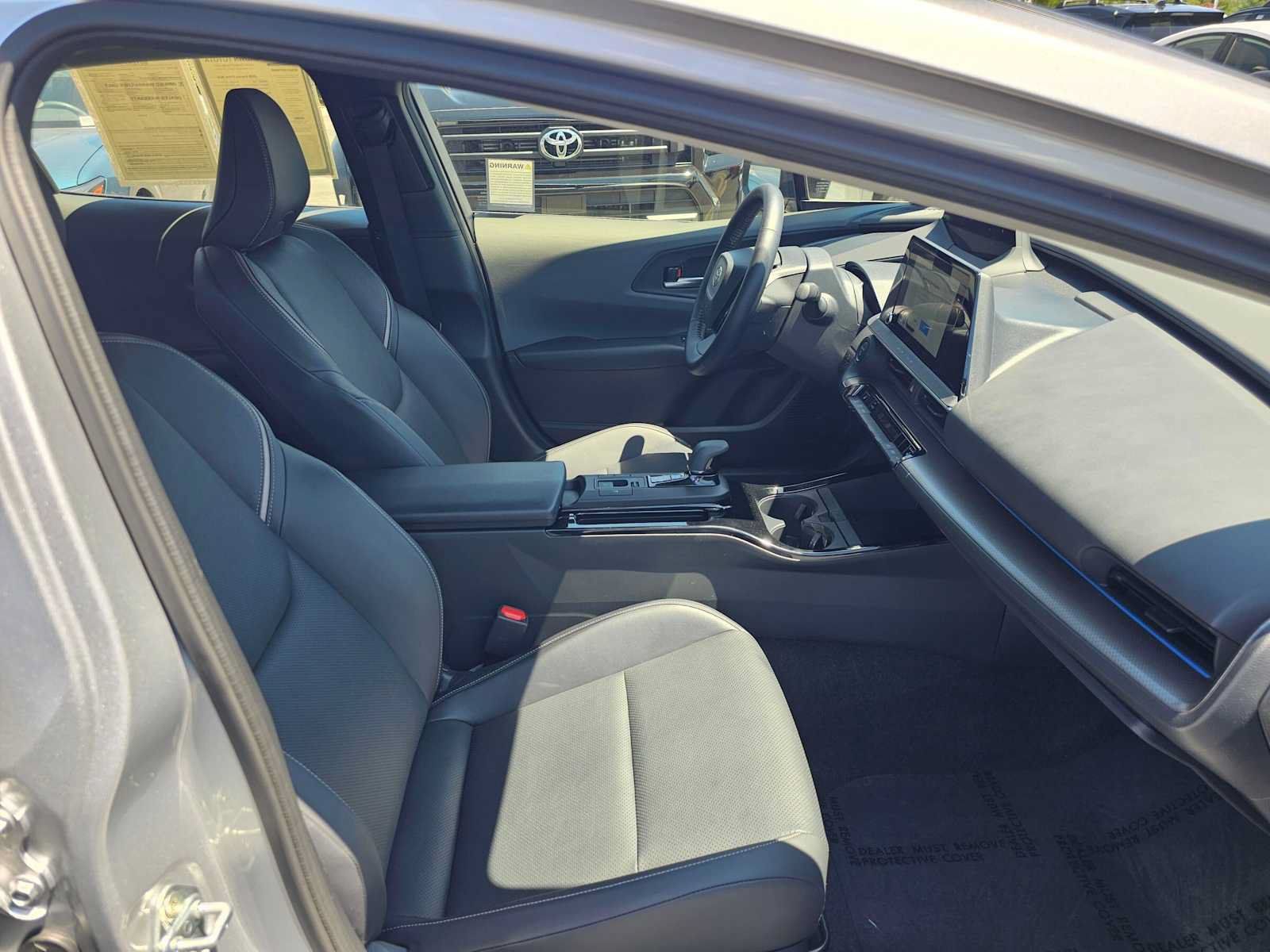 Certified 2026 Toyota Prius XLE FWD image 10