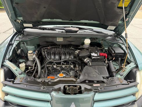 Used 2004 Mitsubishi Endeavor LS AWD/4WD image 17
