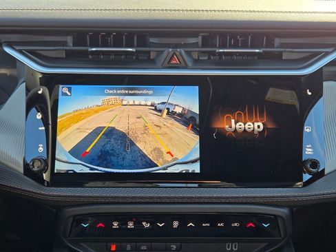 New 2026 Jeep Cherokee Limited image 22