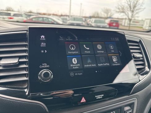 Used 2022 Honda Pilot TrailSport image 20