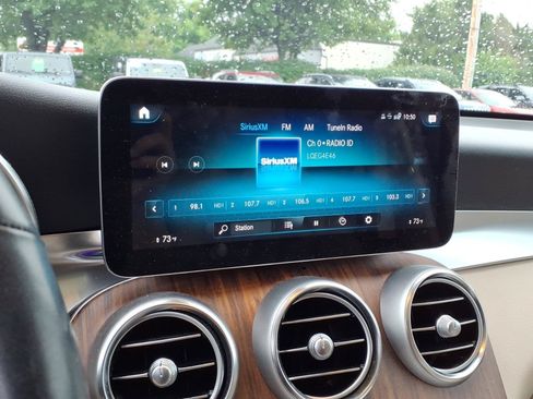 Used 2022 Mercedes-Benz GLC 300 4MATIC image 12