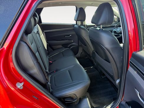 Certified 2022 Hyundai Tucson Limited FWD image 18