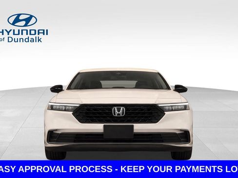 Used 2025 Honda Accord SE image 6