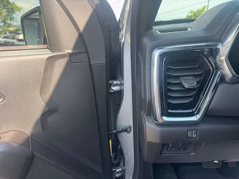 New 2026 GMC Canyon Elevation w/ Convenience Package image 16