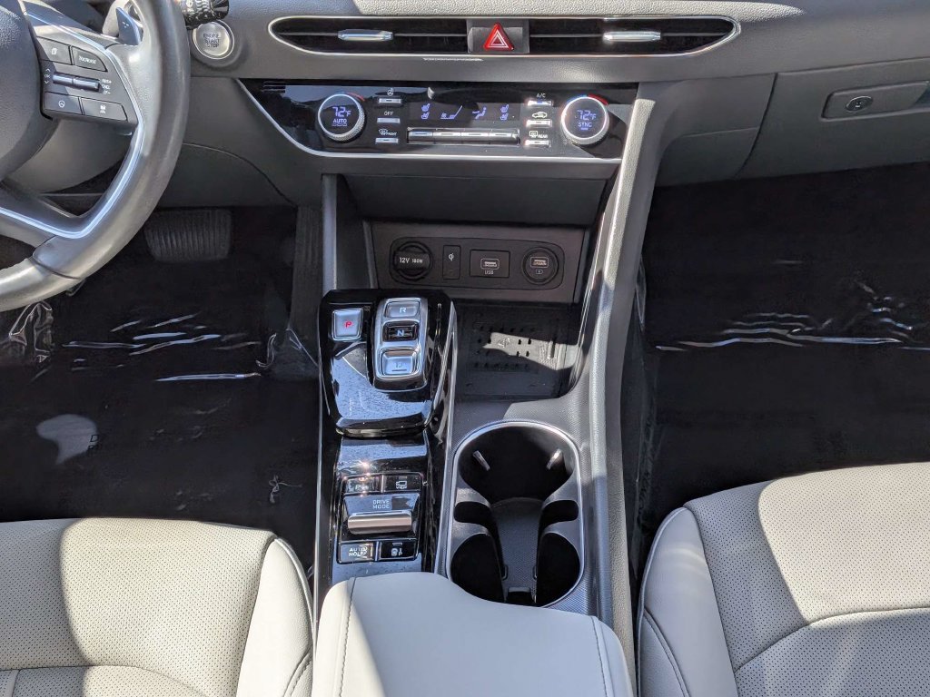 Used 2023 Hyundai Sonata Limited w/ Preferred Accessory Package FWD image 14