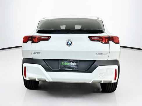 Used 2025 BMW X2 xDrive28i AWD/4WD image 7