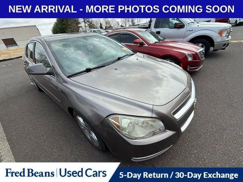 Used 2010 Chevrolet Malibu LT w/ Power Convenience Package image 9
