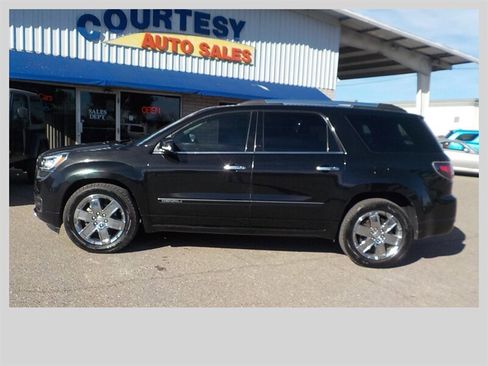 Used 2016 GMC Acadia Denali image 3