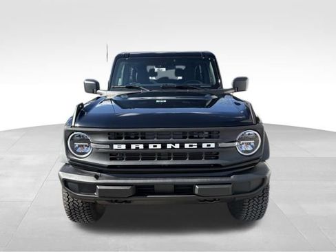 New 2026 Ford Bronco 2-Door w/ Sasquatch Package AWD/4WD image 8