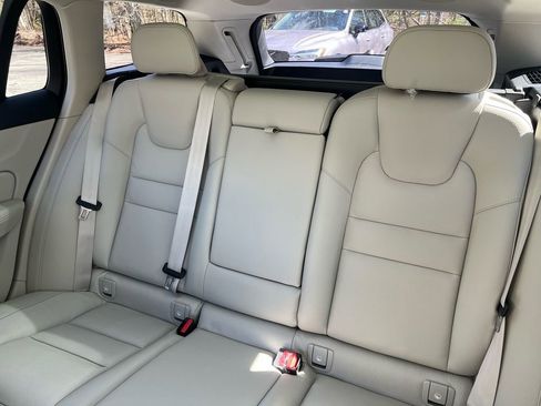 New 2026 Volvo V60 B5 Cross Country Plus w/ Protection Package Premier AWD/4WD image 20