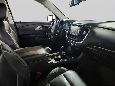 Used 2019 Chevrolet Traverse LT w/ LT Premium Package AWD/4WD image 22