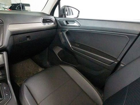 Used 2020 Volkswagen Tiguan SEL w/ Tiguan Two-Row MDO Package image 7