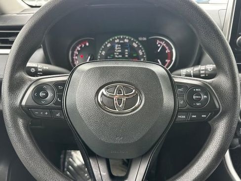Certified 2025 Toyota RAV4 XLE image 29