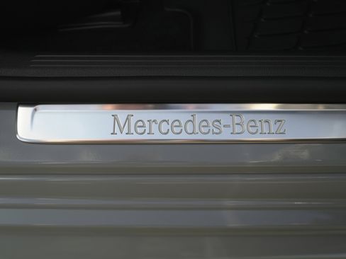 New 2025 Mercedes-Benz C 300 4MATIC Sedan image 18