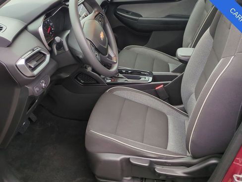 Used 2021 Chevrolet TrailBlazer LS image 16