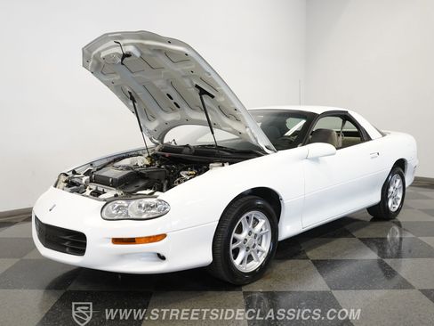 Used 2001 Chevrolet Camaro Z28 w/ Preferred Equipment Group image 18