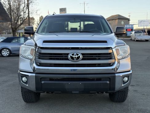 Used 2015 Toyota Tundra SR5 image 3