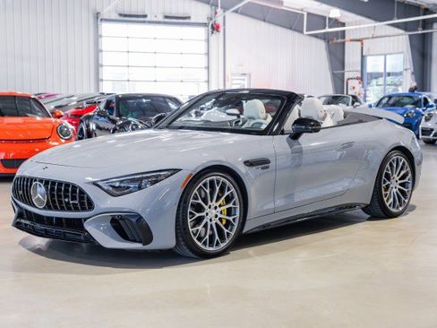 Used 2022 Mercedes-Benz SL 55 AMG 4MATIC image 2